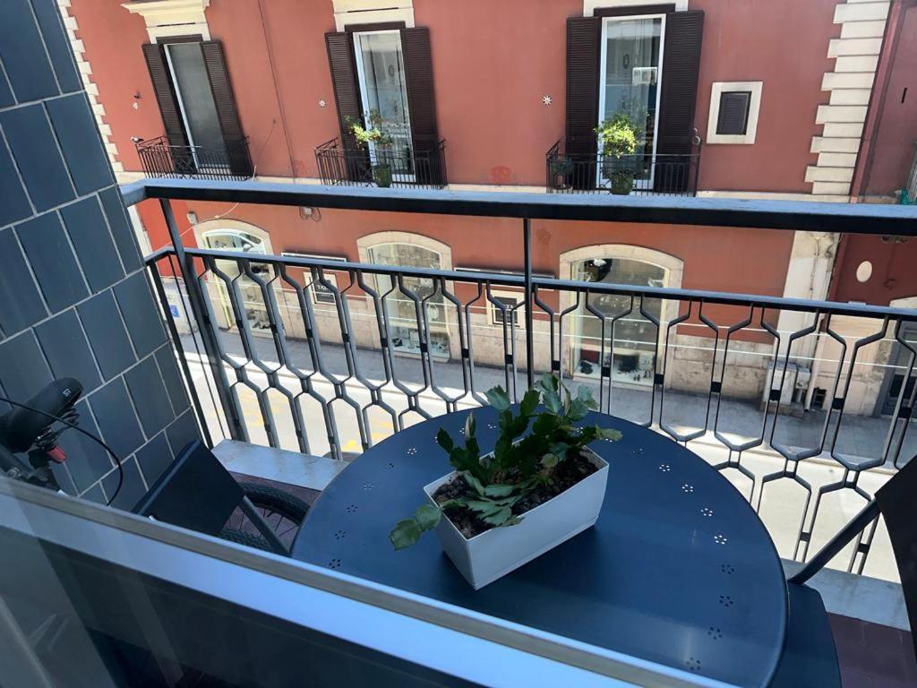 Lb&B Holiday Suite Downtown Bari Exteriör bild